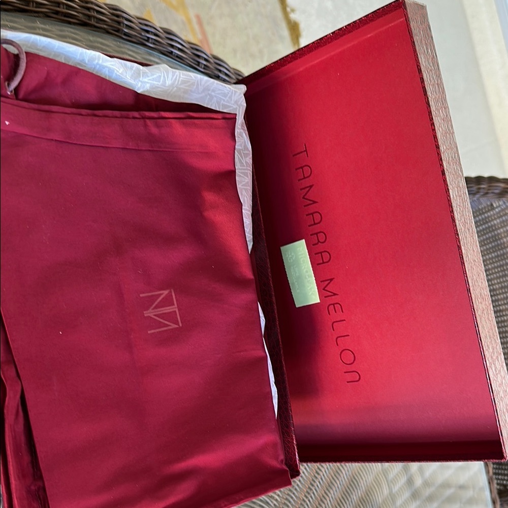 Tamara Mellon Pillow Top New Never Worn Brown Suede Size 7 - Picture 6 of 7